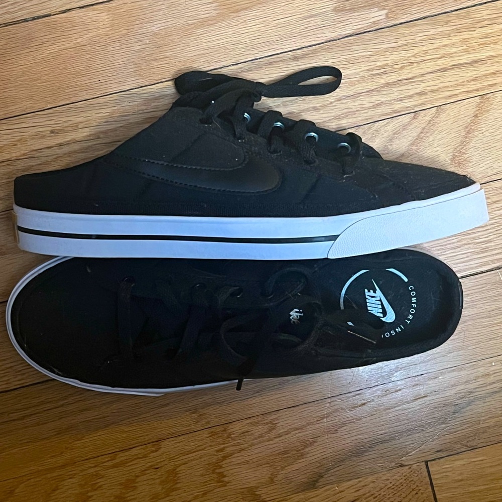 Nike Court Legacy Women's Mules Size 11